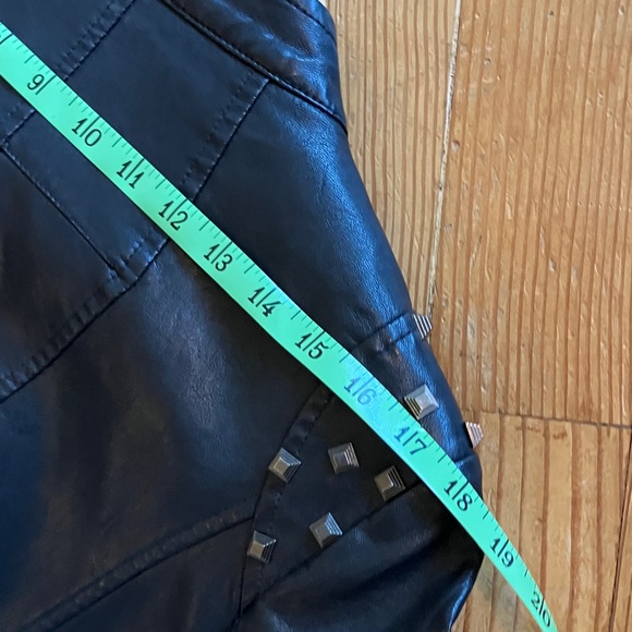 Black Leather Women's Jacket - Picture 11 of 14